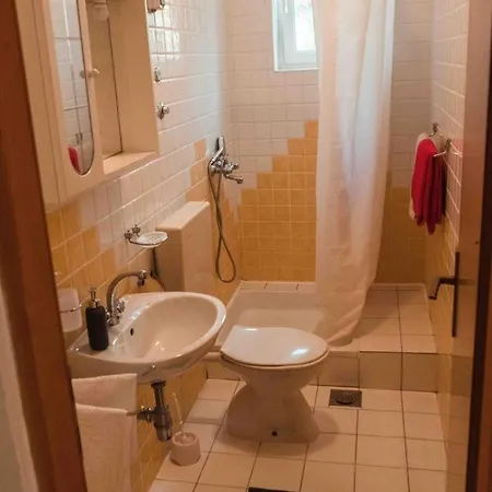In With Terrace, Air Conditioning, Wifi Lejlighed *