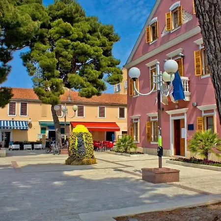 Lejlighed In With Terrace, Air Conditioning, Wifi Pakoštane